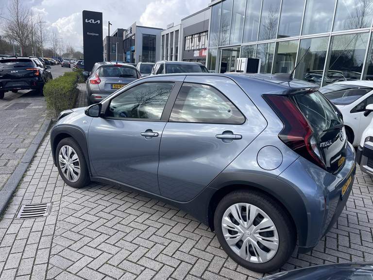 Toyota Toyota