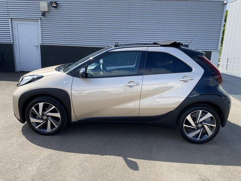 Toyota Toyota