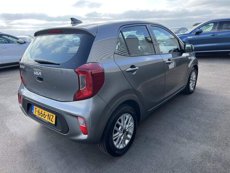 Kia Kia