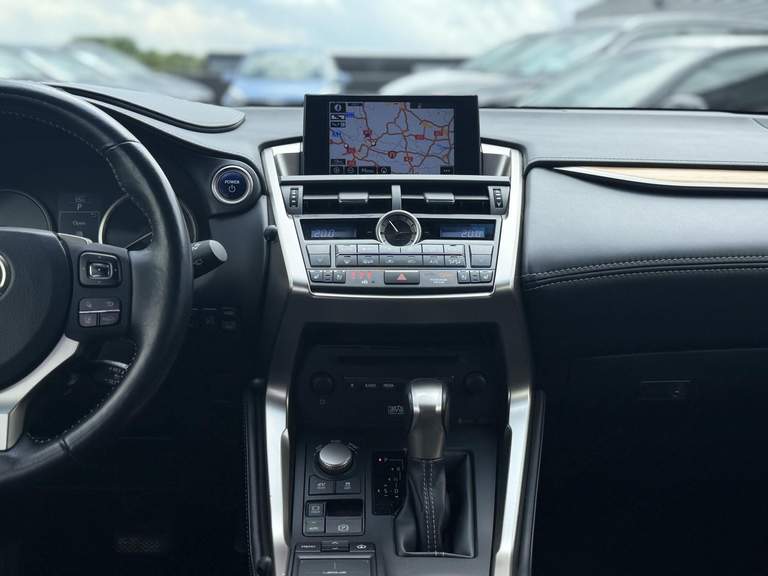 Lexus Lexus
