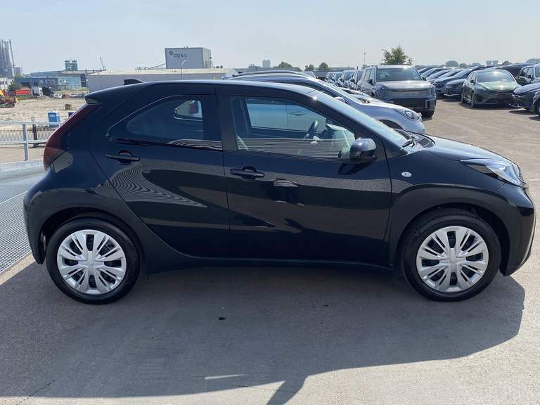 Toyota Toyota
