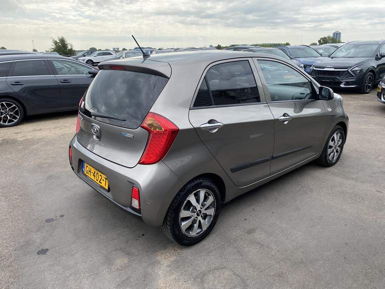 Kia Kia