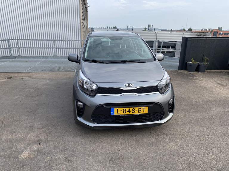Kia
