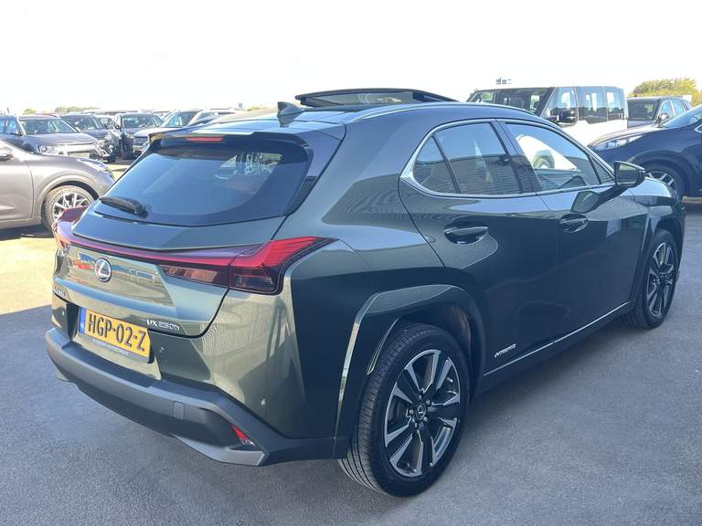 Lexus