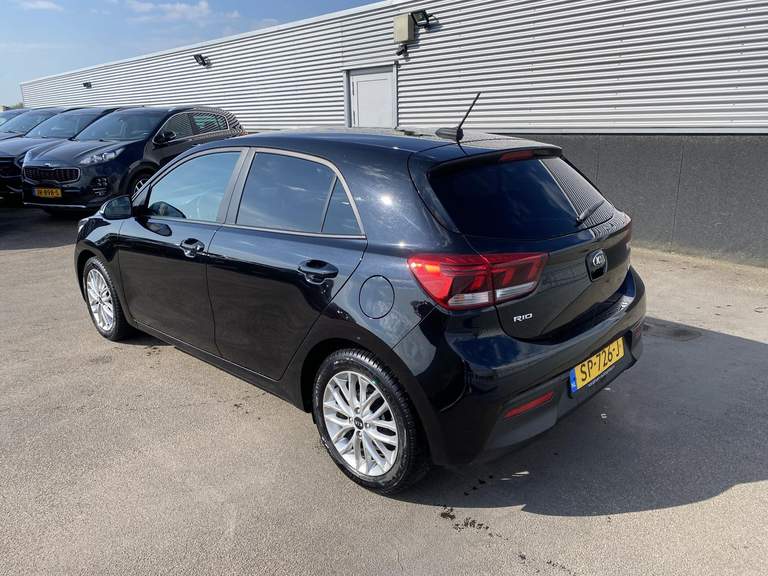 Kia