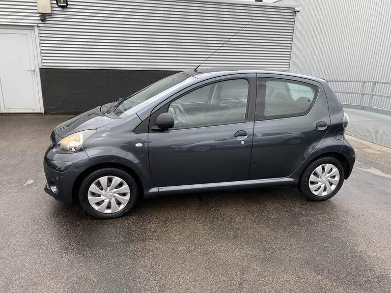 Toyota Toyota
