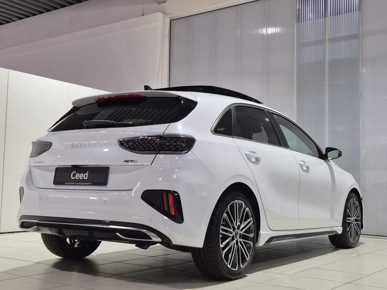 Kia Kia