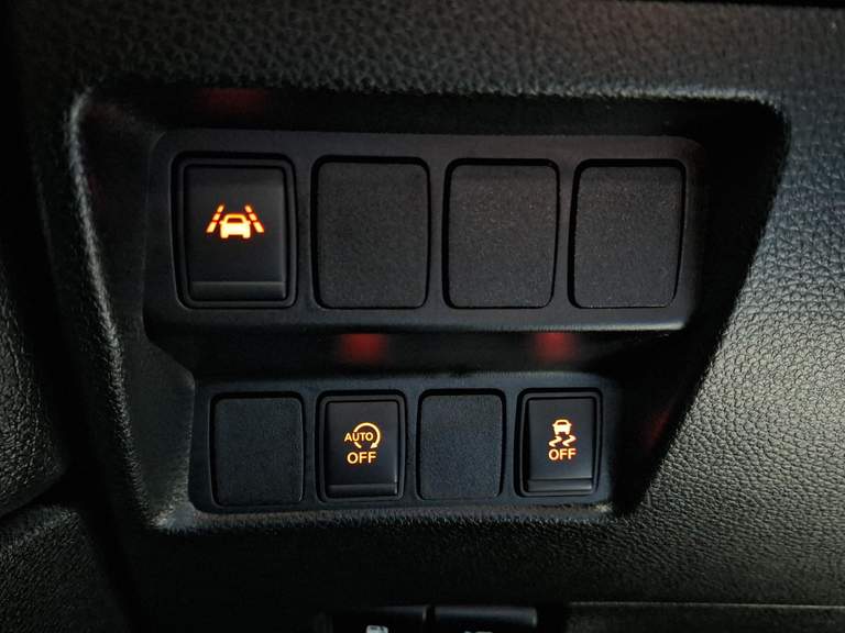 Nissan Nissan
