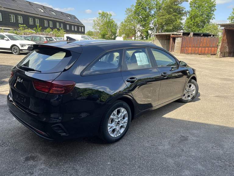 Kia Kia