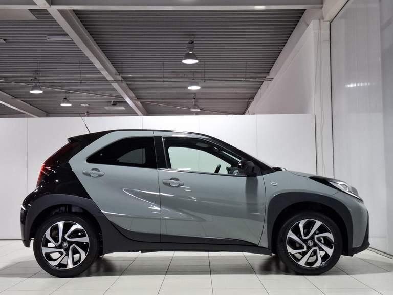 Toyota Toyota