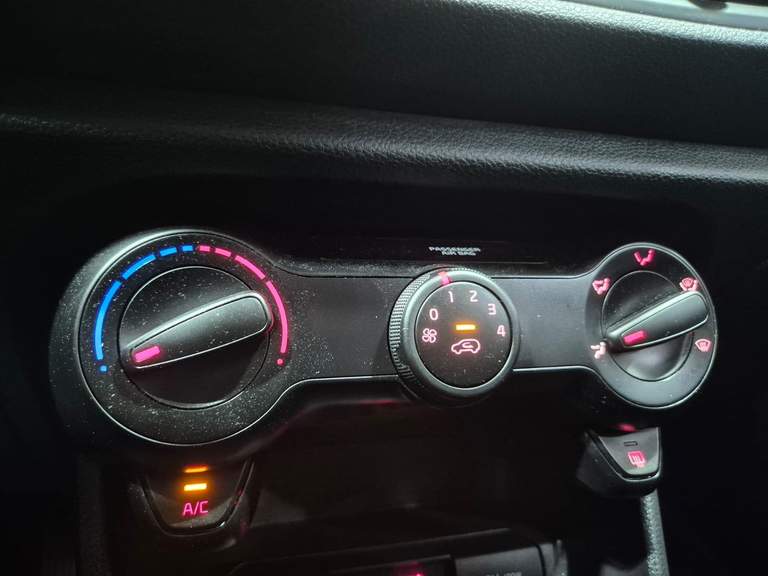 Kia Kia
