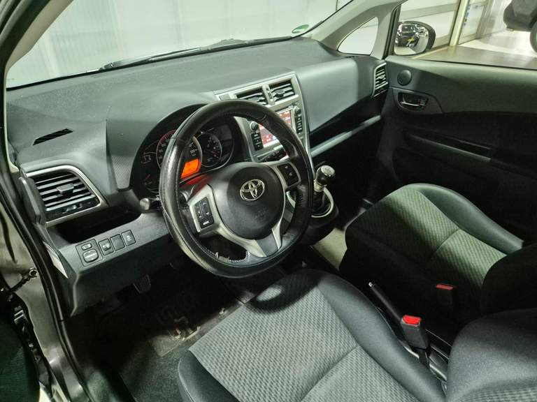 Toyota Toyota