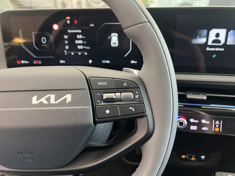 Kia Kia