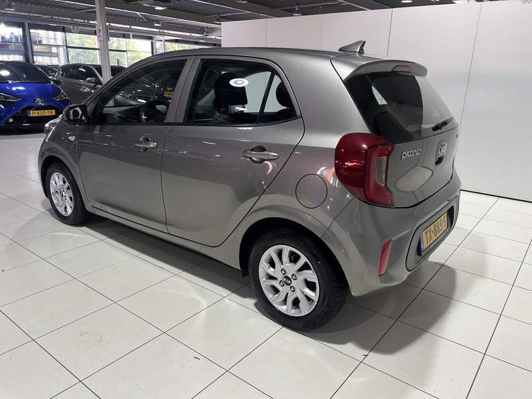 Kia Kia