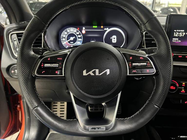 Kia Kia