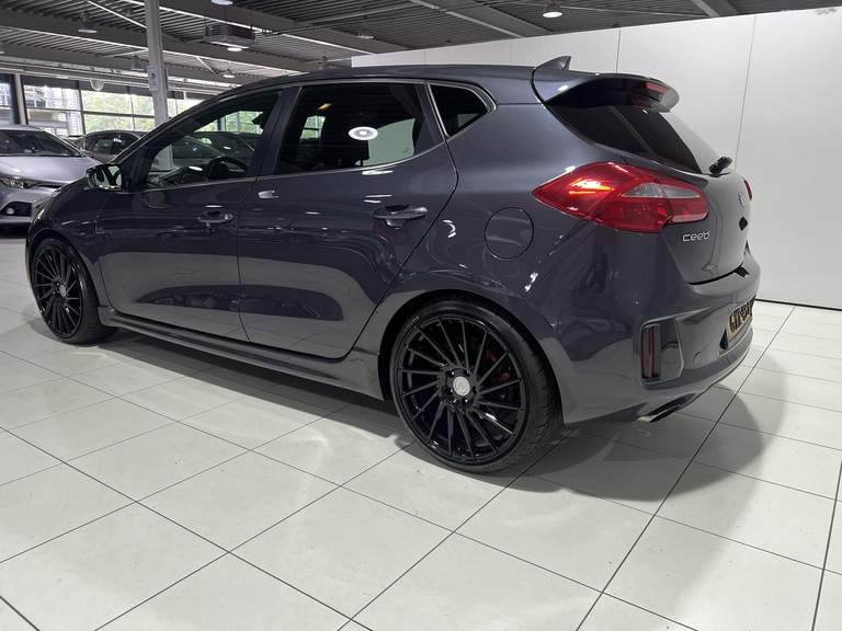 Kia Kia