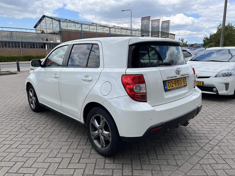Toyota Toyota