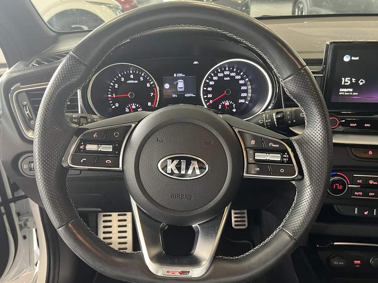 Kia Kia