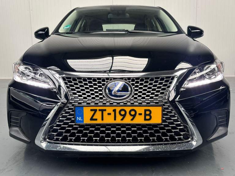 Lexus