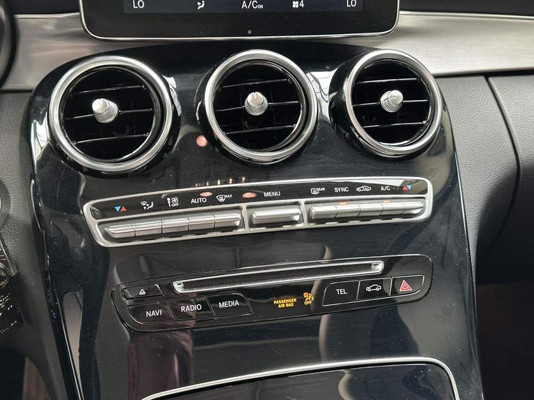 Mercedes-Benz Mercedes-Benz