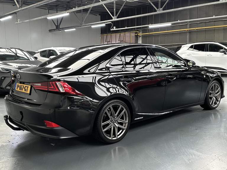 Lexus Lexus