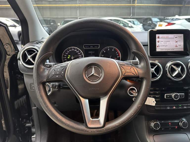 Mercedes-Benz Mercedes-Benz