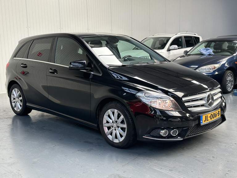 Mercedes-Benz Mercedes-Benz