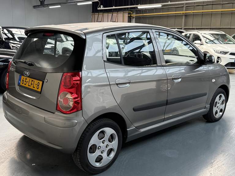 Kia Kia
