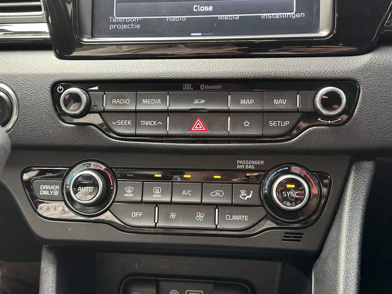 Kia Kia