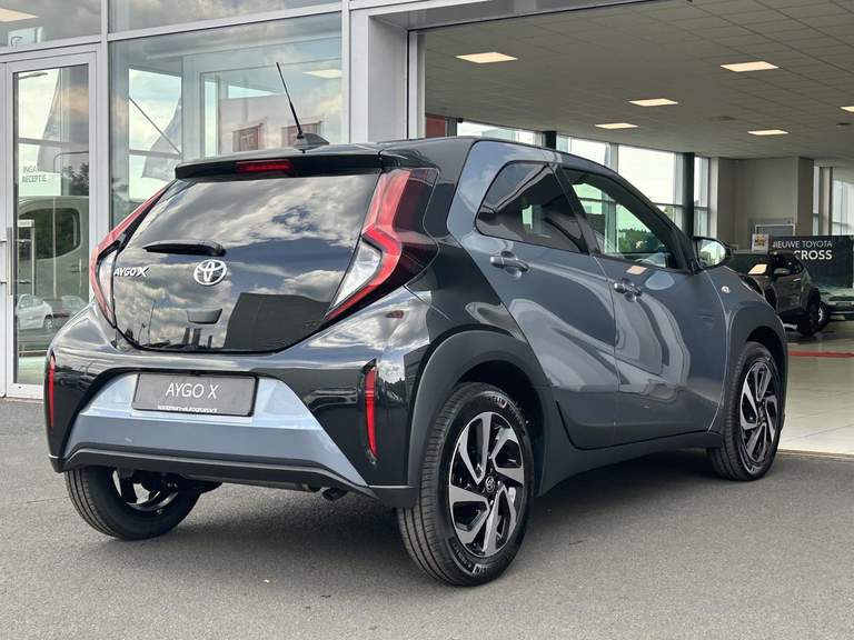 Toyota Toyota