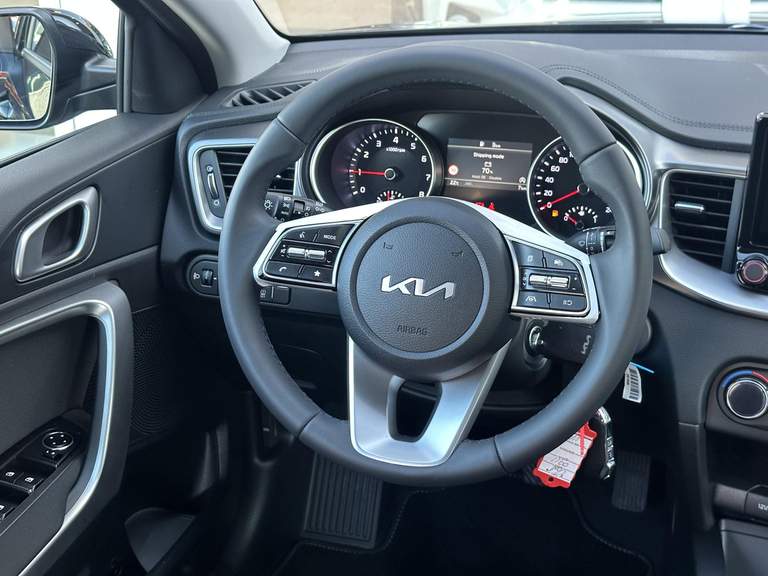 Kia Kia