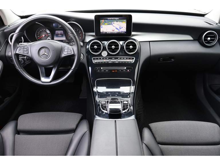 Mercedes-Benz Mercedes-Benz