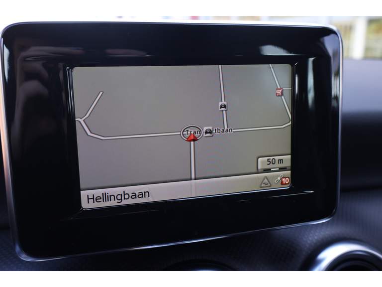 Mercedes-Benz Mercedes-Benz