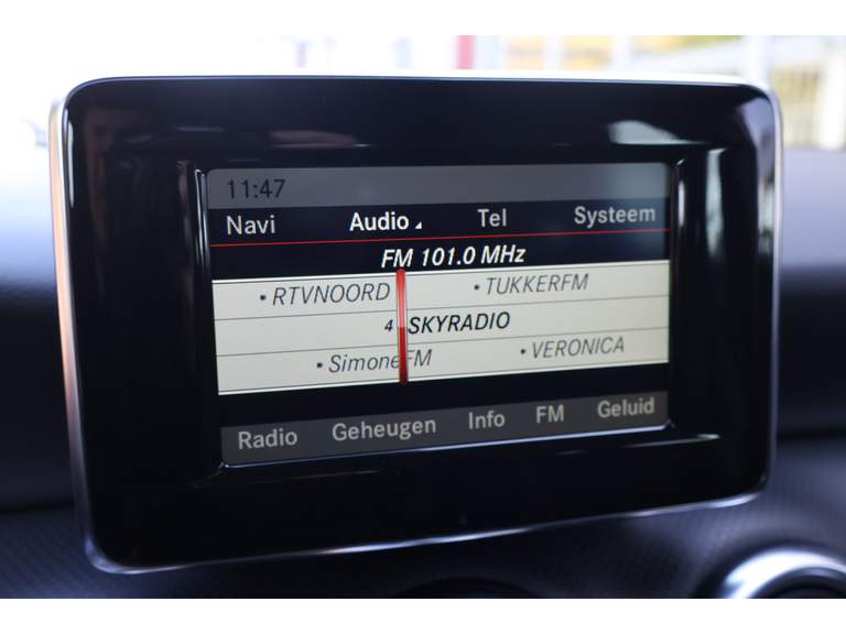 Mercedes-Benz Mercedes-Benz