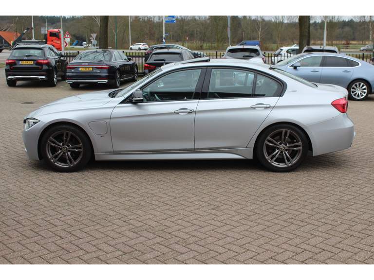 BMW BMW