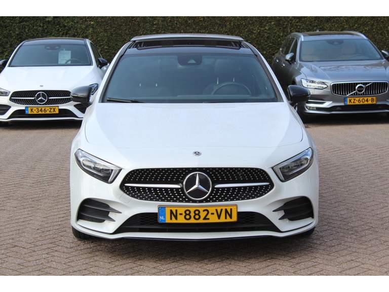 Mercedes-Benz Mercedes-Benz
