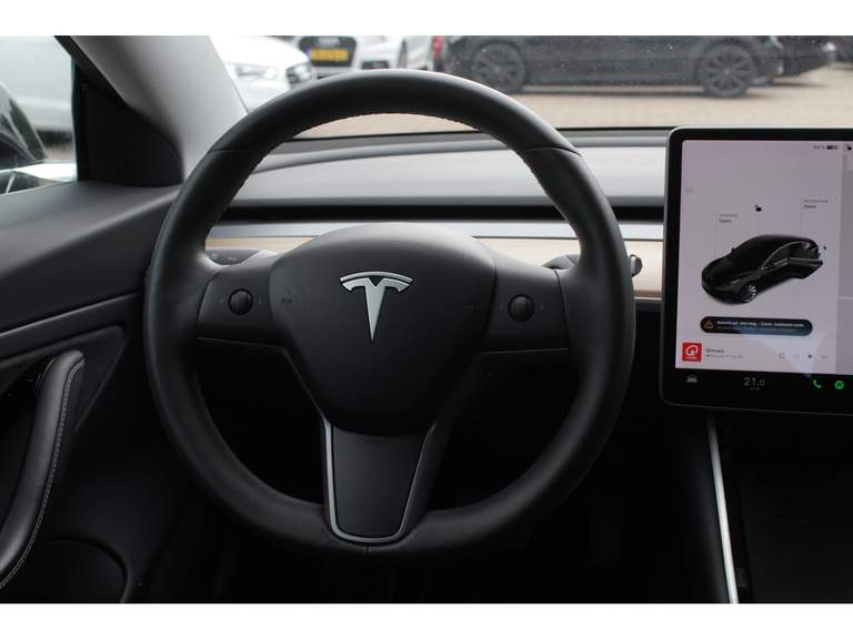 Tesla Tesla