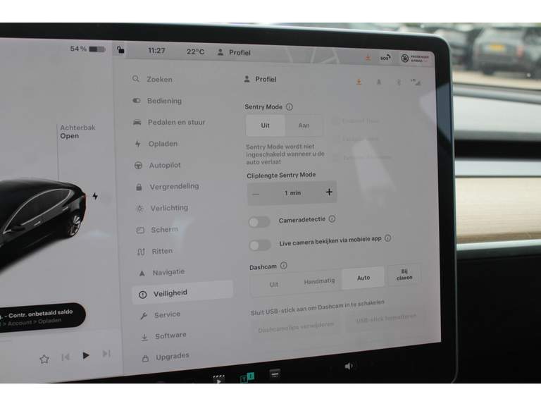 Tesla Tesla