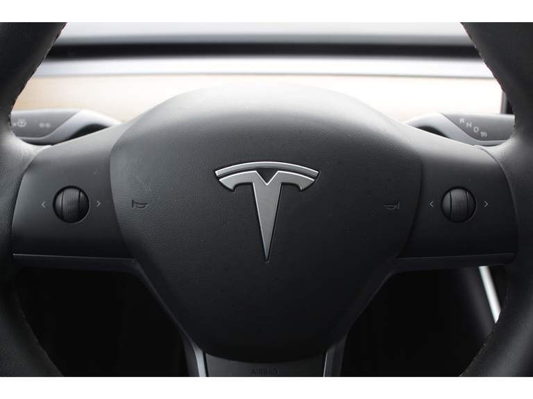 Tesla Tesla