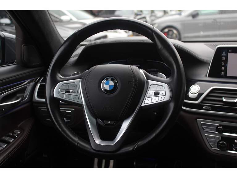 BMW BMW