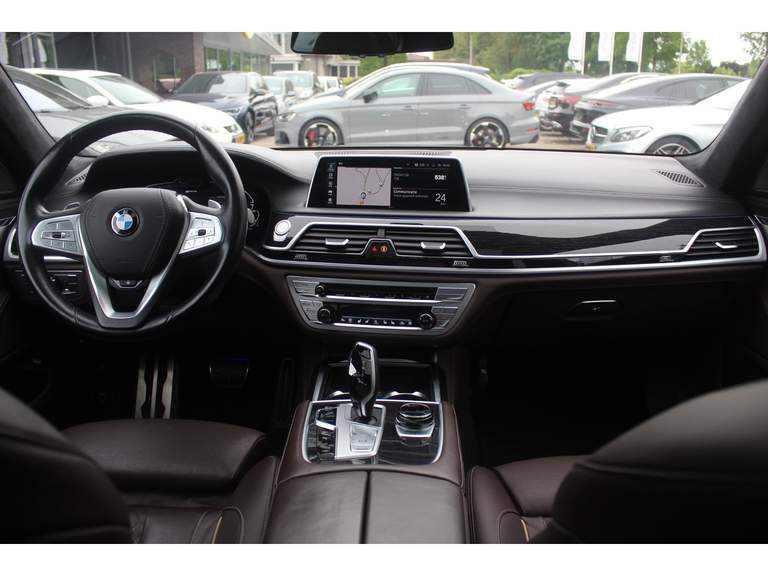 BMW BMW