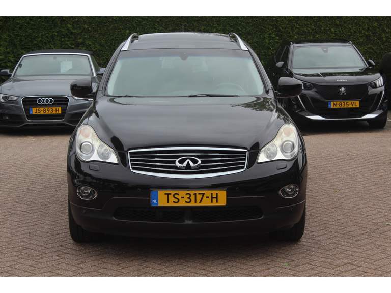 Infiniti