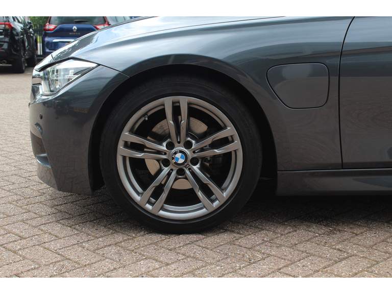 BMW BMW