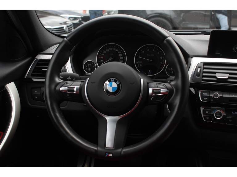 BMW BMW