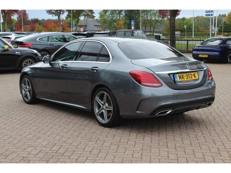 Mercedes-Benz Mercedes-Benz