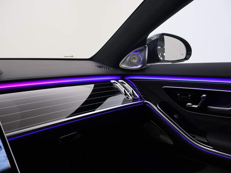 Mercedes-Benz Mercedes-Benz