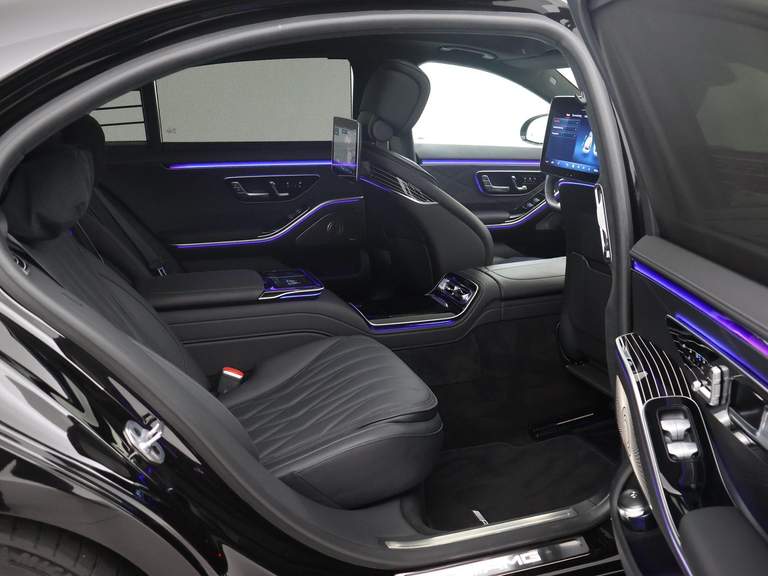 Mercedes-Benz Mercedes-Benz