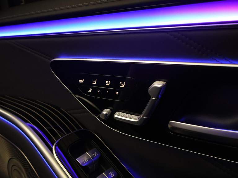 Mercedes-Benz Mercedes-Benz