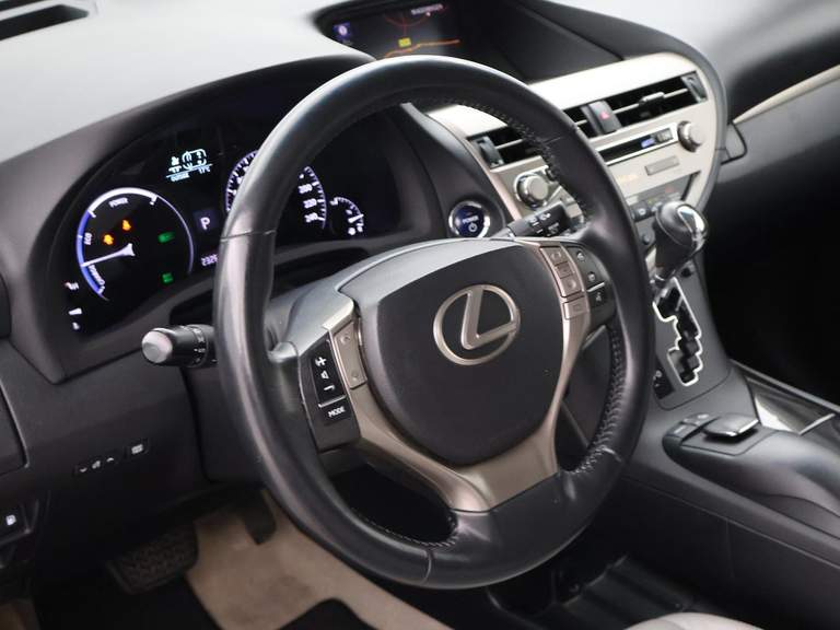 Lexus Lexus