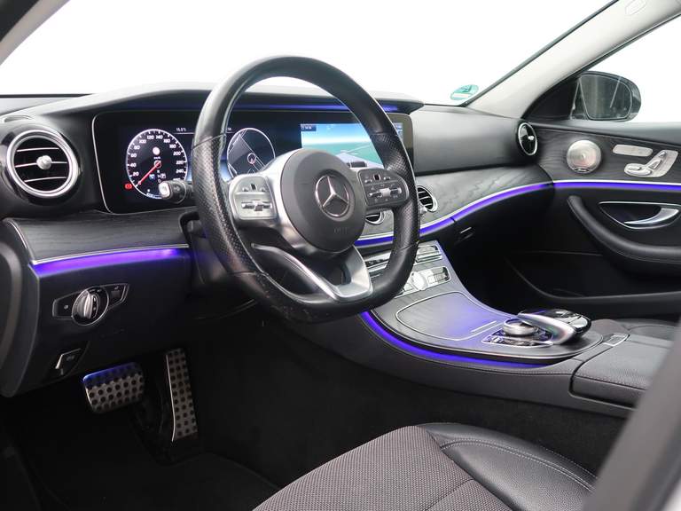 Mercedes-Benz Mercedes-Benz